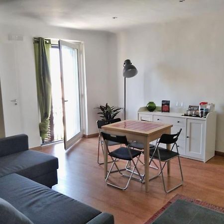 شقة A Flat With A View In The Heart Of The Old Town باري المظهر الخارجي الصورة