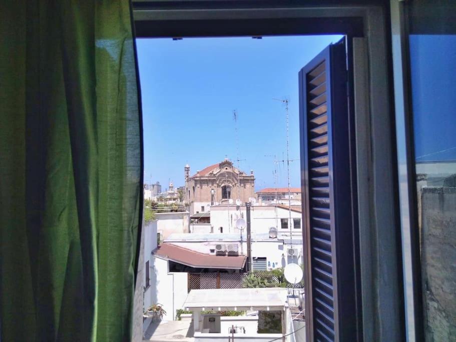 شقة A Flat With A View In The Heart Of The Old Town باري المظهر الخارجي الصورة