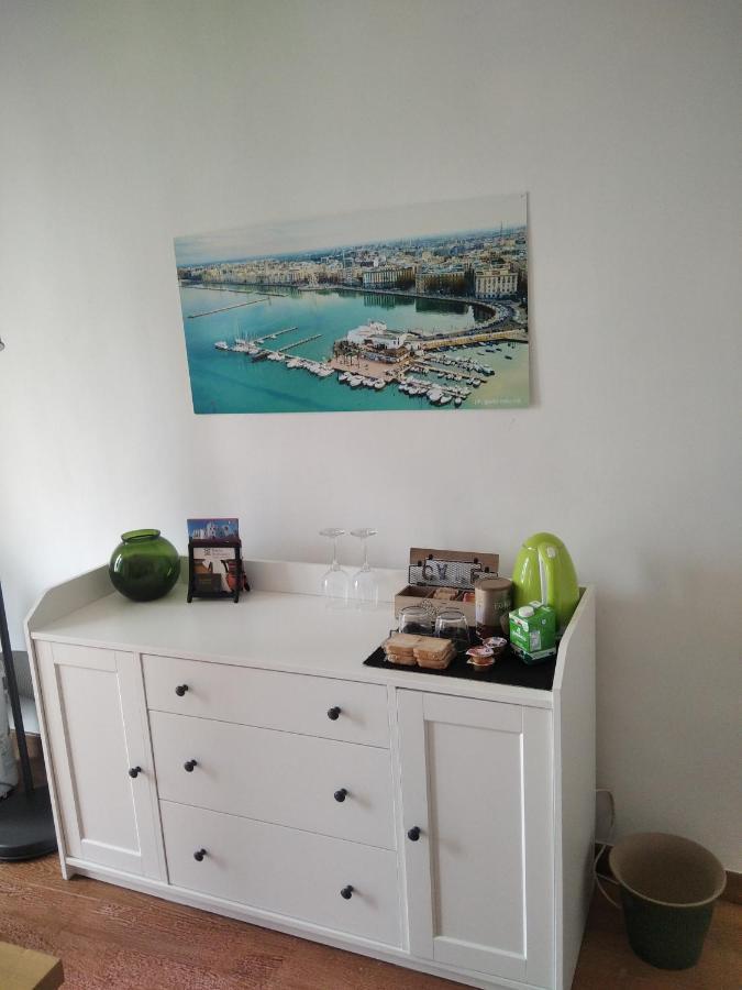 شقة A Flat With A View In The Heart Of The Old Town باري المظهر الخارجي الصورة